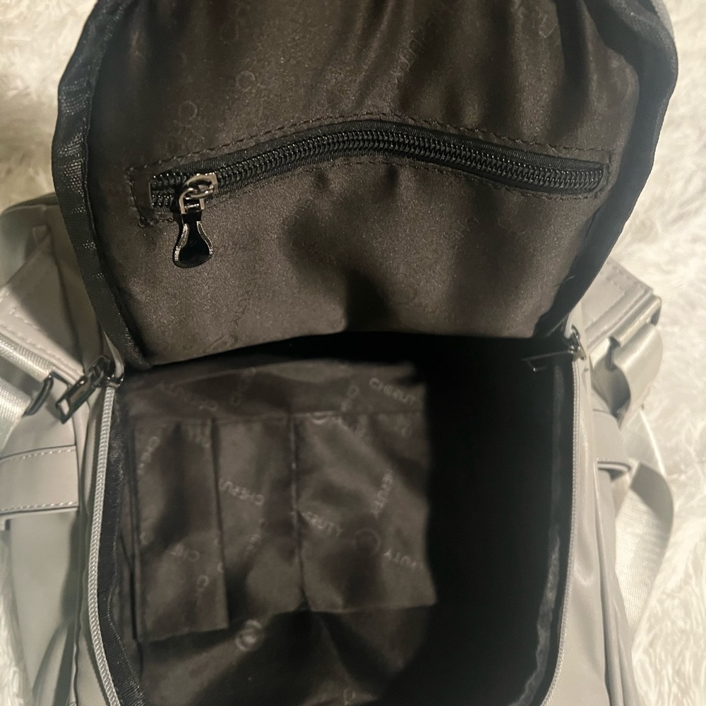 Grey backpack purse - Picture 4 of 8